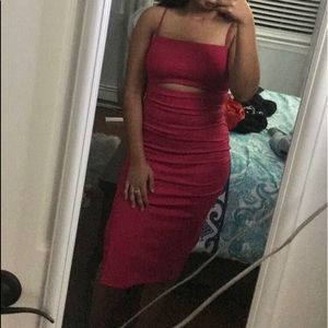 fushia/deep pink midi dress🌹